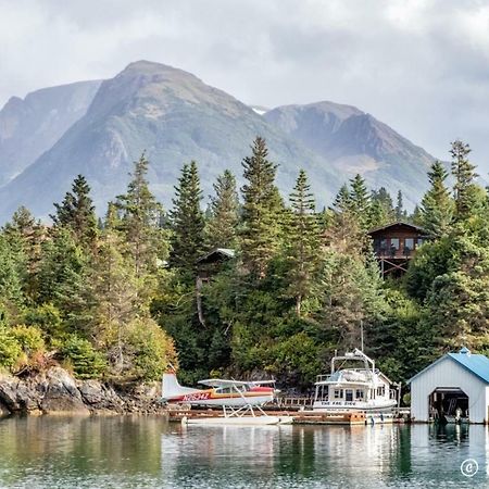 Stillpoint Lodge - All-Inclusive Halibut Cove Luaran gambar