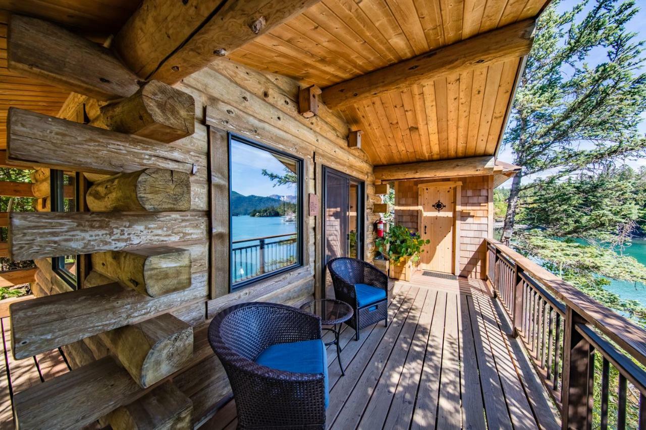 Stillpoint Lodge - All-Inclusive Halibut Cove Luaran gambar