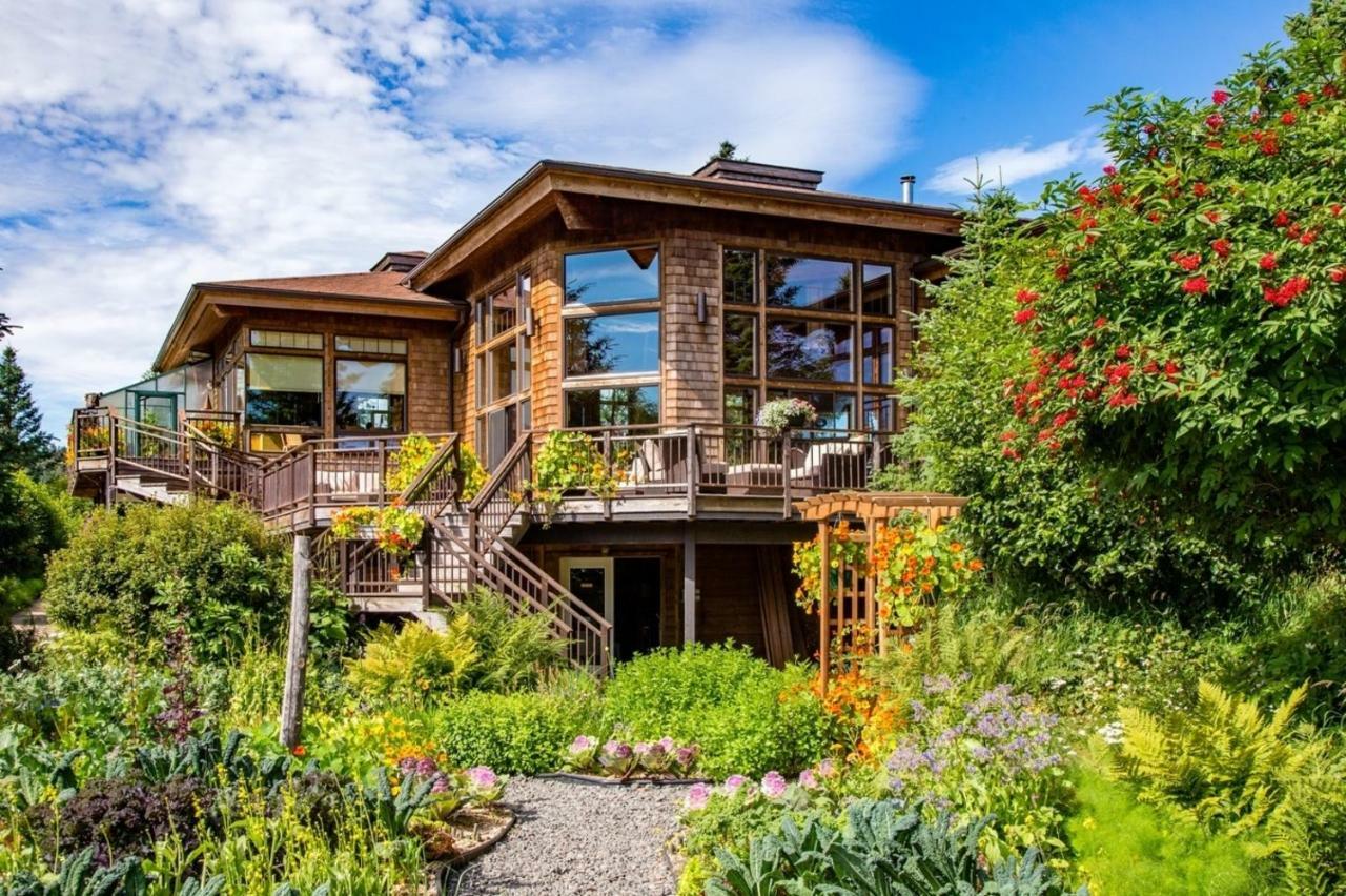 Stillpoint Lodge - All-Inclusive Halibut Cove Luaran gambar